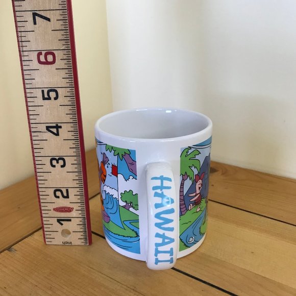 Winnie the Pooh HAWAII Hula Dancing Ceramic Coffee Mug 12oz Applause 43829 - Picture 2 of 6